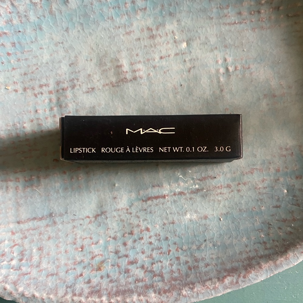MAC Satin Lipstick SPIRIT